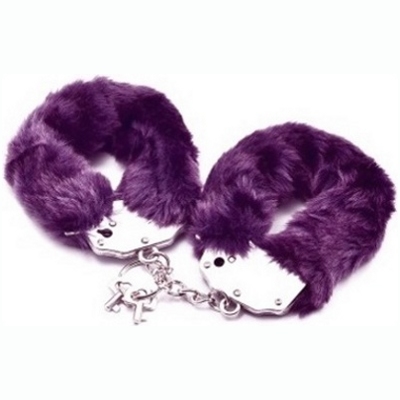 «Fetish Pleasure Fluffy Handcuffs» - наручники с мехом- фото4
